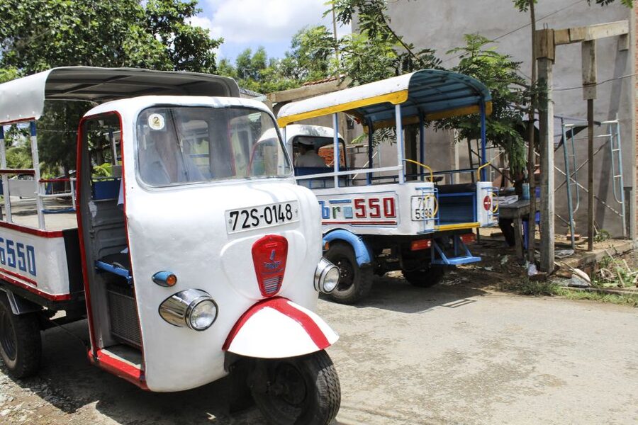 Ho Chi Minh City: Discover Mekong Delta & Coconut Village - Lunch in the Delta
