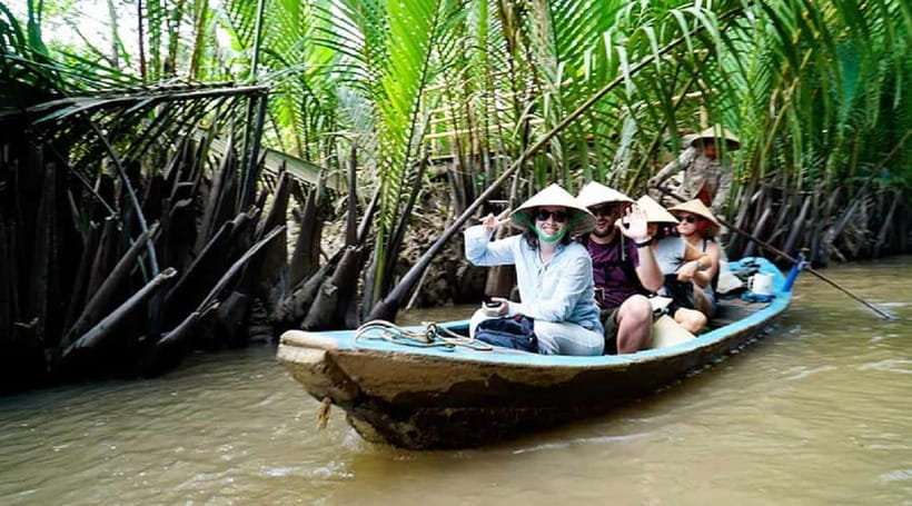 Ho Chi Minh City: Mekong Delta Tour with Sampan Journey - Fruit, honey tea, and music on Unicorn Islet