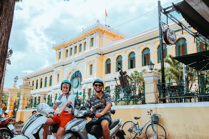 Ho Chi Minh City Motorbike Tour with Student | Saigon Adventure - Local life in old apartments and markets