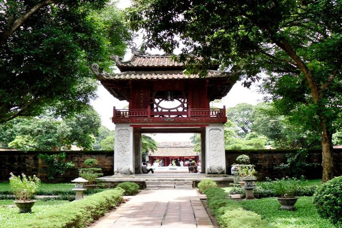 Ho Chi Minh Complex & Temple of Literature Tour (half day) - Why this short Hanoi tour works