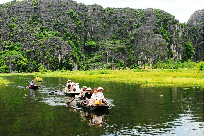 Hoa Lu - Tam Coc boat Trip and Mua Cave - Tam Coc by boat, the day’s calm center