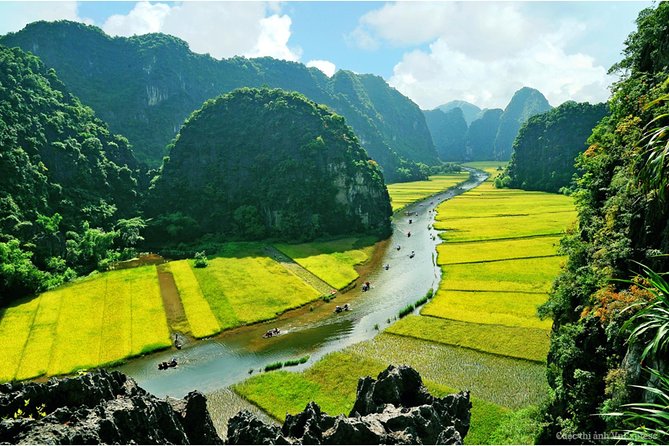 HOA LU -TRANG AN -MUA CAVE Full Day Including Boat Entrance Fees and Lunch - A Vietnamese buffet with goat meat