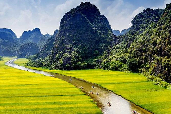 HOA LU -TRANG AN -MUA CAVE Full Day Including Boat Entrance Fees and Lunch - The Mua Cave and Trang An problem
