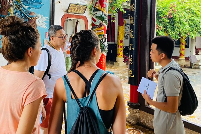 Hoi An Ancient Town Walking Tour with a Local - What the guides add to the experience