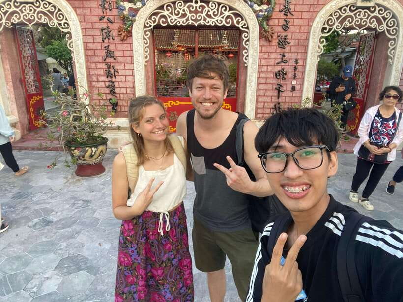Hoi An Ancient Town - Walking Tour with Local Guide - The Japanese Covered Bridge and Kazik Park