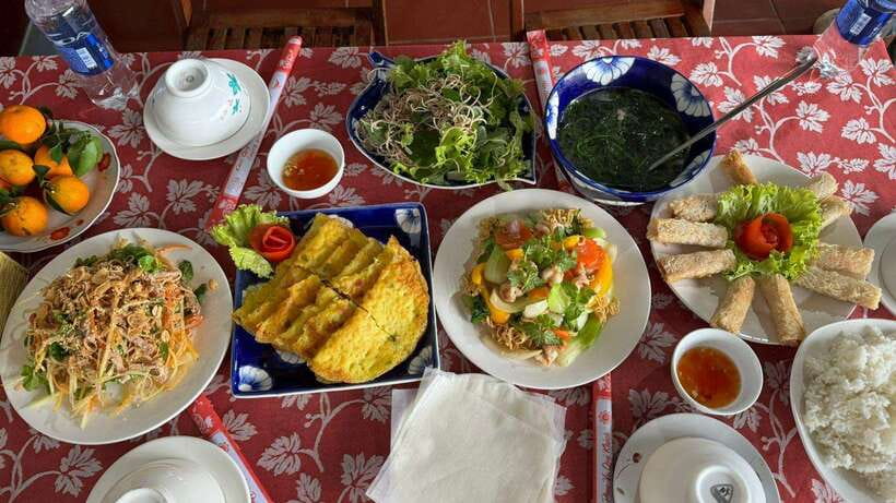 Hoi An: Basket Boat Ride, Cooking Class by Hangcoconut - Crab fishing adds a hands-on moment