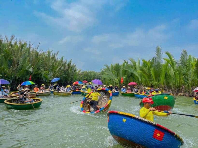 Hoi An: Basket Boat Ride in the BẢY MẪU Coconut Forest - What the guides add to the experience