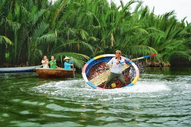 Hoi an Coconut Boat & Hoi an Ancient Town From Da nang or Hoi an - Should You Book the Coconut Boat and Night Town Tour?