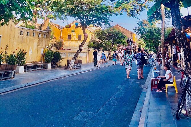 Hoi an Coconut Boat & Hoi an Ancient Town(Option Marble Mountain) - Guides can make or break the afternoon