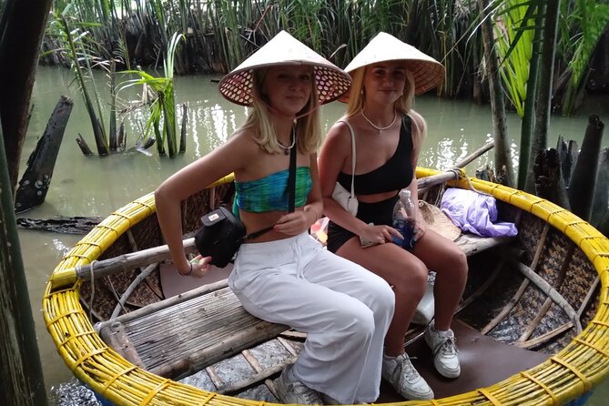 Hoi An Cooking Class(Market,BasketBoat Crabfishing&Cooking Class) - Food quality and the people leading the class