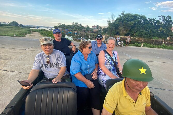 Hoi An Countryside Jeep Tour: Food, Culture & Daily Life - Lunch at Tra Que Vegetable Village