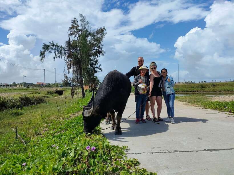 Hoi An: Countryside Villages and River Islands Private Tour - Bridges, fish farms, shrimp ponds, and rice paddies