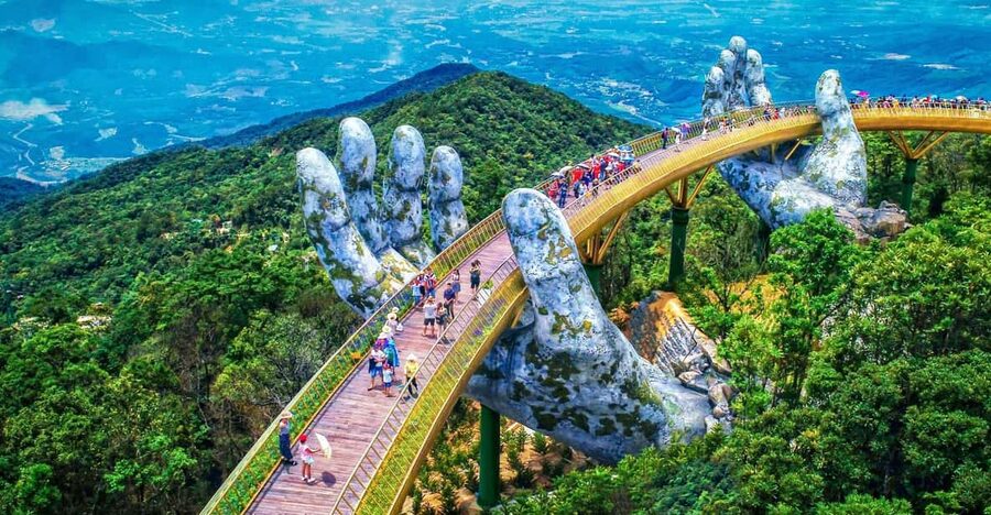 Hoi An/Da Nang : Golden Bridge , Marble Mt & Lady Buddha - Lady Buddha and the view from Monkey Mountain
