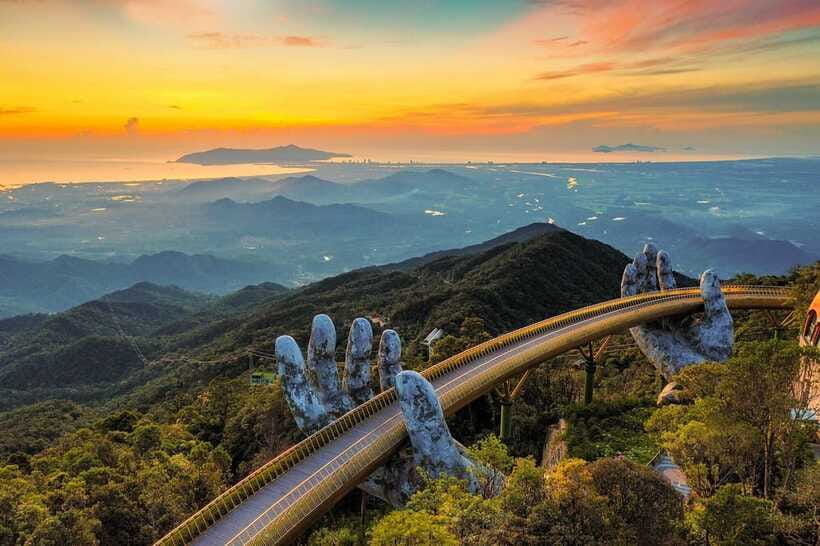 Hoi An/Da Nang: Golden Bridge , My Son Sanctuary & Marble Mt - Marble Mountains: caves, pagodas, and a climb