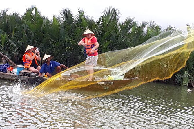 Hoi An Eco Tour Cooking Class & Fishing (Local market,basket boat,learn cooking) - A bamboo basket boat in Bay Mau Coconut Forest