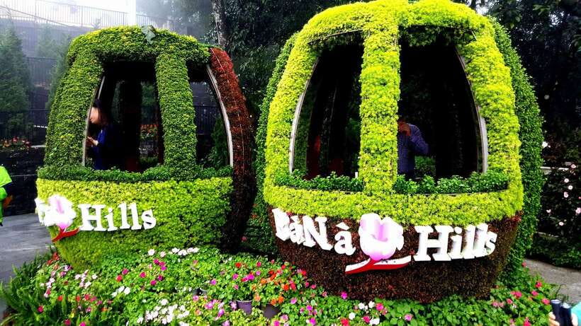 Hoi An: Full-day Ba Na Hills & Amazing Golden Bridge - What the guide adds to the day