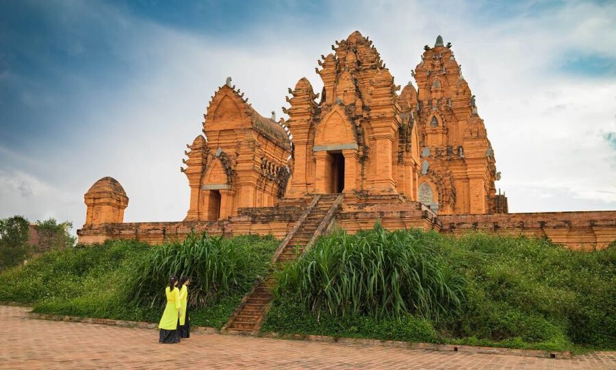 Hoi An: Full-Day Small Group Trip to My Son Sanctuary - Pickup in Hoi An and the road to the sanctuary