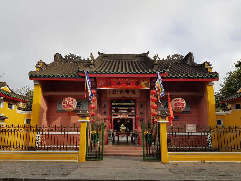 Hoi An: Half-Day Heritage Walking Tour - Mót Hội An makes room for a small local taste