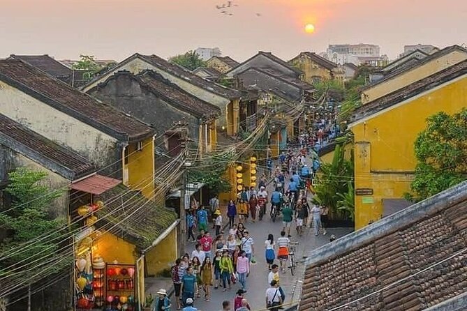Hoi An Half Day Private Tour from Da Nang/ Hoi an - Hoi An Central Market and practical local tips