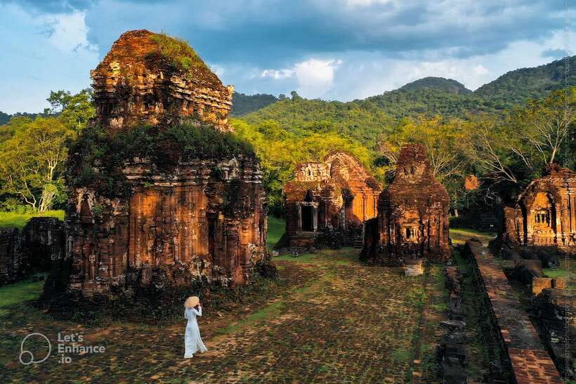 Hoi An: My Son Sanctuary Early Morning w. Champa Food Brunch - Entering My Son at 6:30 am