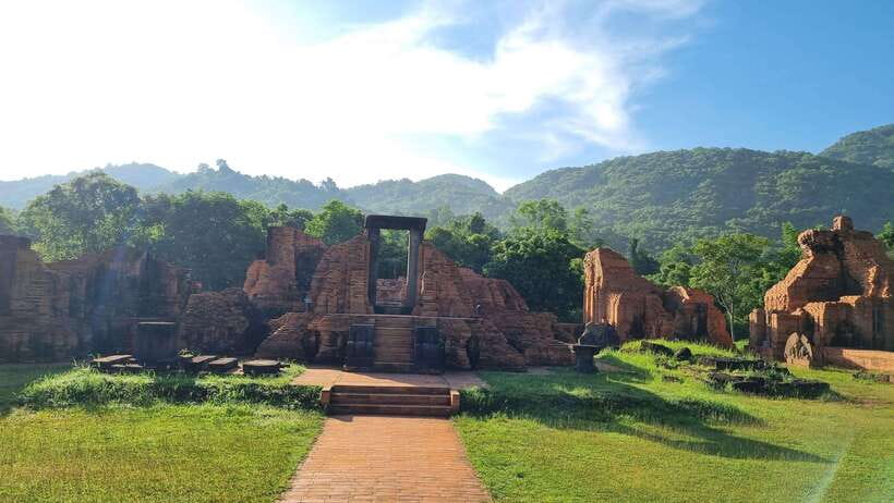 Hoi An: My Son Sanctuary Private Tour with Local Guide - Leaving Hoi An by private vehicle