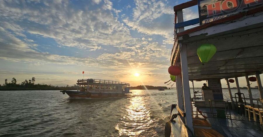 Hoi An: My Son Sanctuary & Sunset River Cruise BBQ or Banhmi - Entering My Son Sanctuary with a local guide