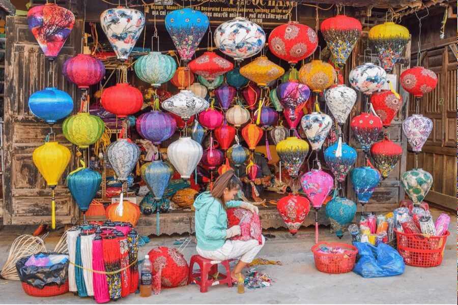 Hoi An: Old Town Lantern-Making Workshop - Choosing Fabric, Shape, and Size