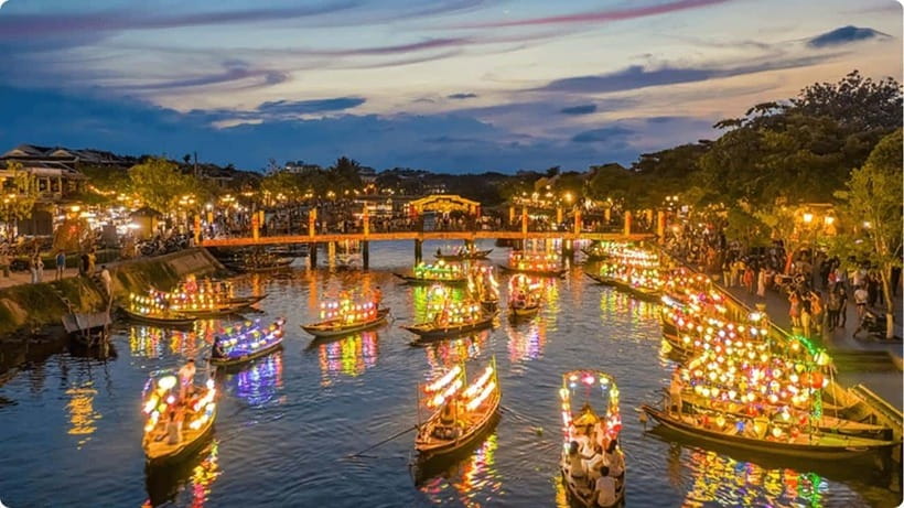 Hoi An: River Lantern Boat Experience with Free 5G eSIM - What happens after the boat returns