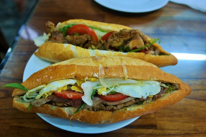 Hoi An Street Food Walking Tour with Tastings - Six to nine stops, with plenty of variety