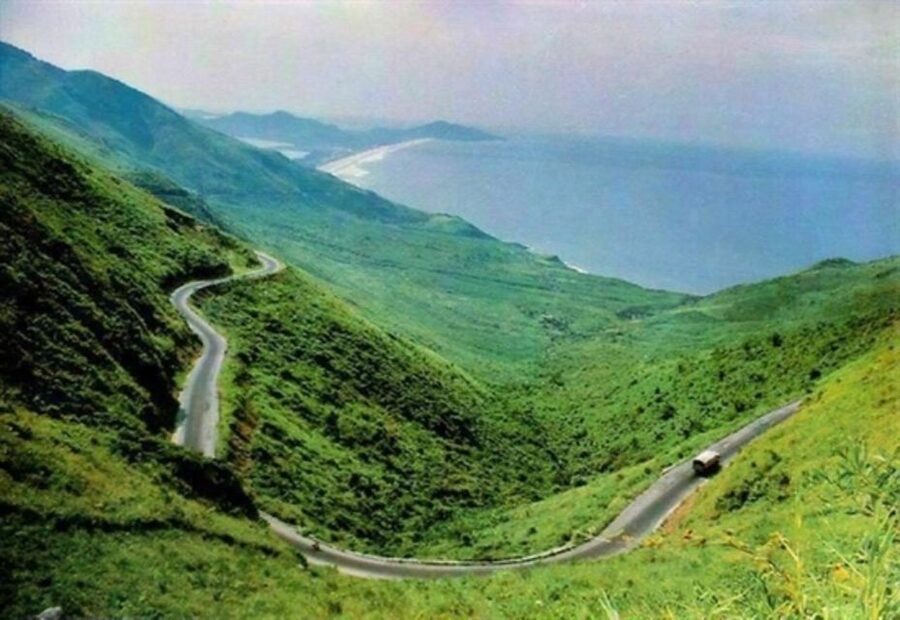 Hoi An To Hue via Hai Van Pass by Easy Rider( or vice versa) - What the private format really gives you