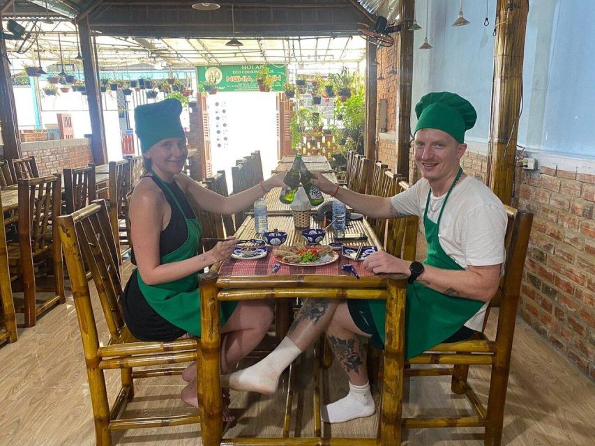 Hoi An: Traditional Cooking Class & meal with Local Family - A countryside kitchen near Cam Thanh or Tra Que