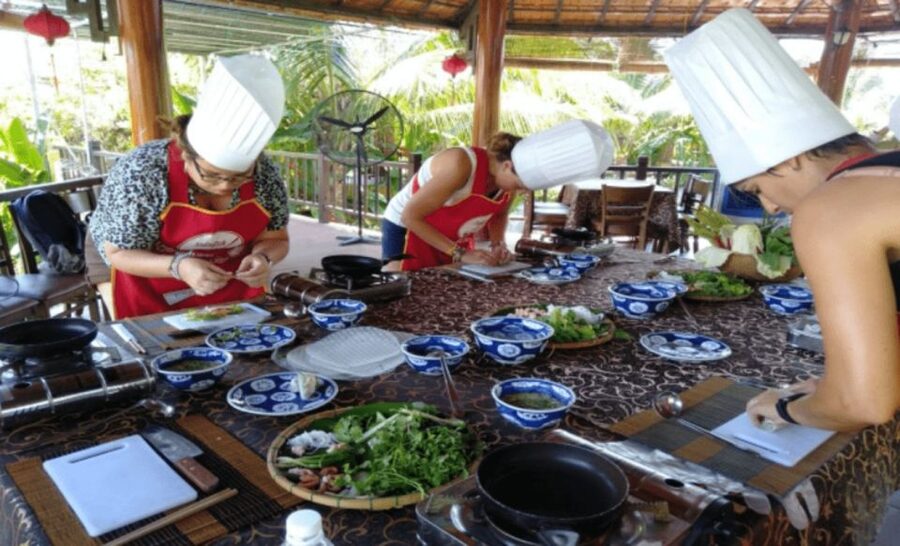 Hoi An: Traditional Cooking Class & meal with Local Family - Learning Vietnamese food without a lecture