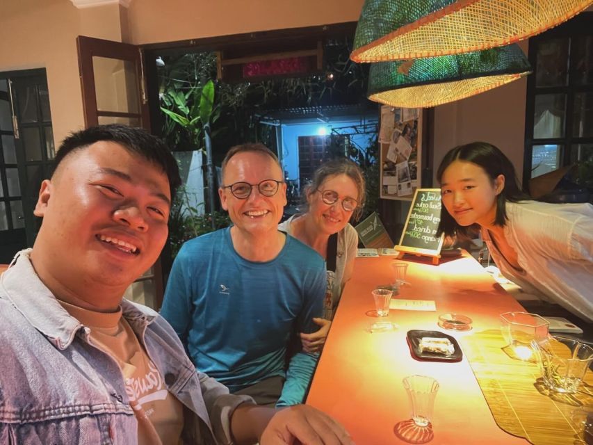 Hoi An Vegan Food Tour - Cao lau, fried wontons, and banh xeo