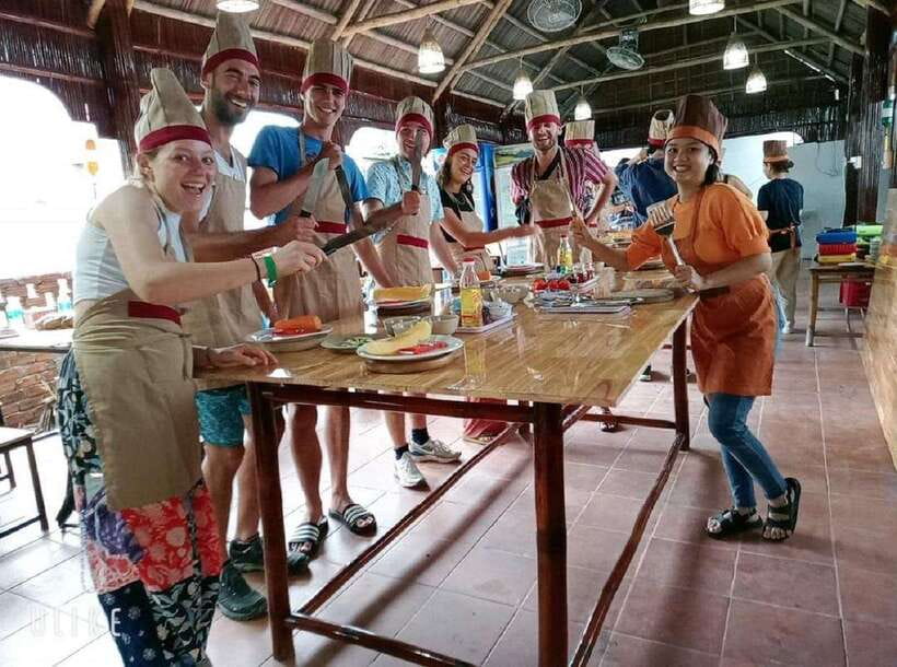 Hoi An : Vietnamese Cooking Class with Hotel Pickup - What the $24 price really covers