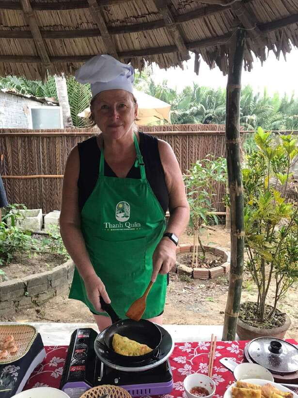 Hoi An : Vietnamese Cooking Class with Hotel Pickup - What happens before the cooking starts