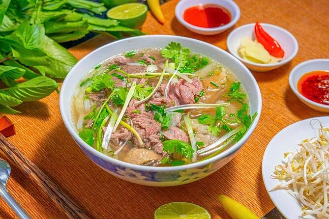 (HOT) Hanoi Guided Street Food and Train Street Tour with Local - Eating through Hanoi’s narrow Old Quarter