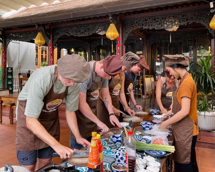 Hue City: Cyclo, Market Tour & Cooking Class at Madam Thu - Key points at a glance
