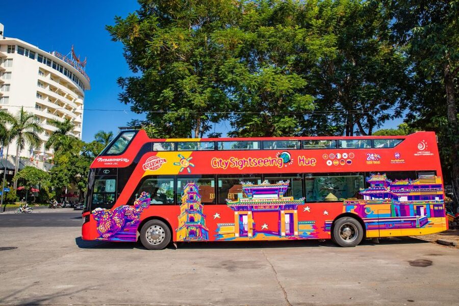 Hue: City Sightseeing Hop-On Hop-Off Bus Tour - An Hien Garden House and Thien Mu Pagoda