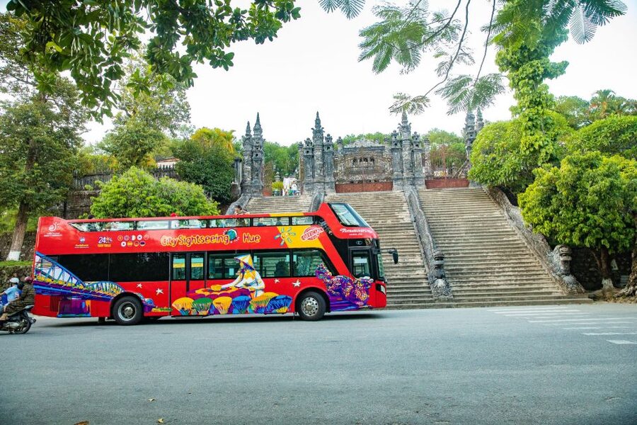 Hue: City Sightseeing Hop-On Hop-Off Bus Tour - Dong Ba Market: Hue’s best stop for local color