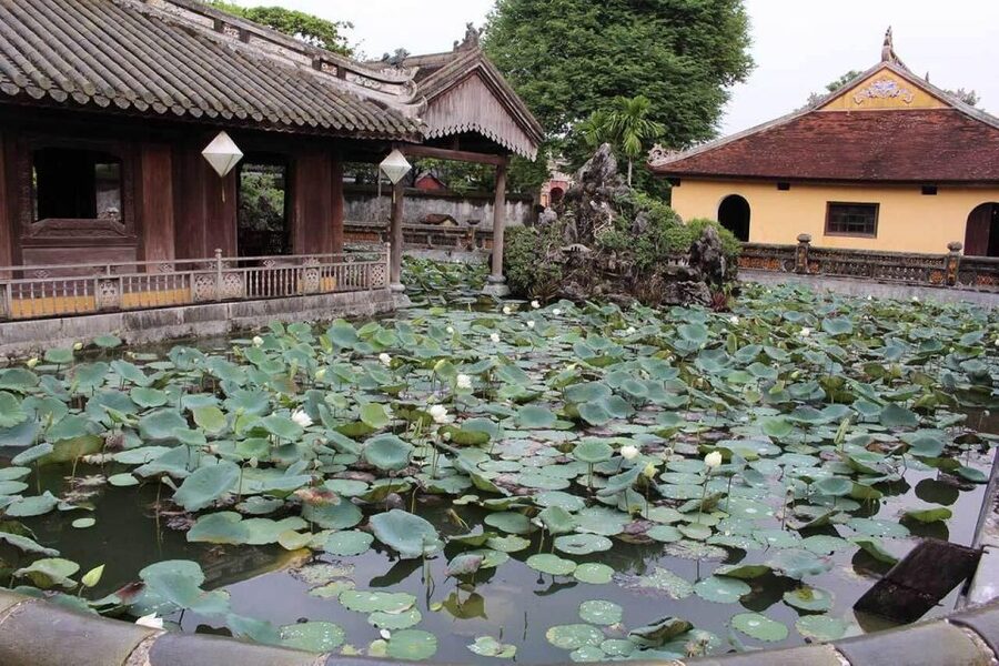 Hue Customizable Tour with Imperial Citadel & Forbidden City - Hien Lam Pavilion and the Nine Dynastic Urns