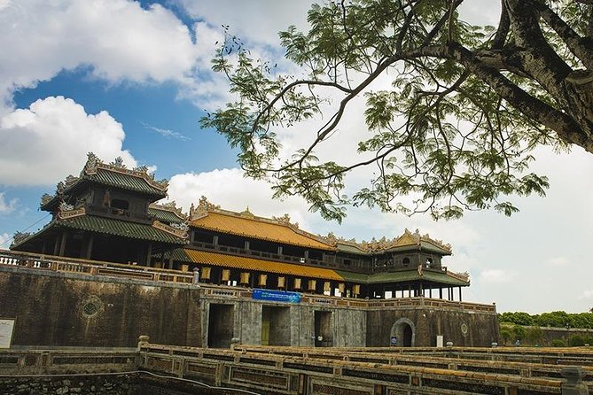 Hue Imperial City Daily Ingroup Tour via Hai Van Pass - The Road North to Hai Van Pass
