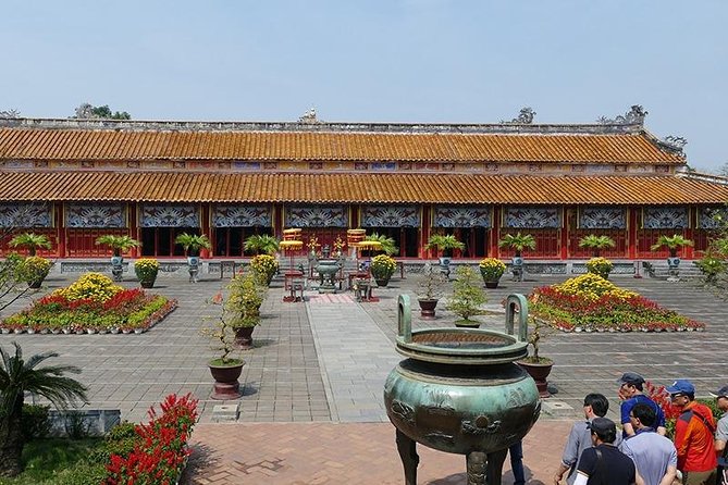 Hue Imperial City Daily Ingroup Tour via Hai Van Pass - How Long the Day Really Feels