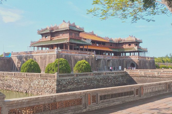 HUE IMPERIAL CITY: Full-Day Guided Tour from Da Nang or Hoi An - Guides make the difference on a long day