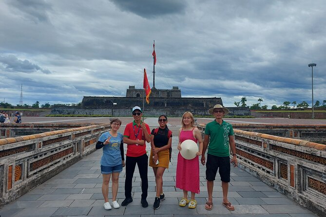 Hue Imperial City Private Tour with Local Experts - A local Vietnamese lunch in the middle of the day