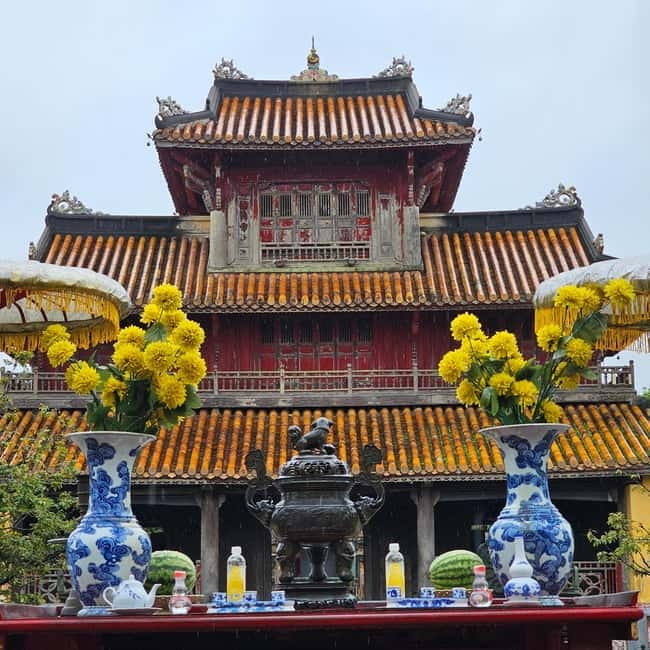 Hue Imperial city walking tour and optional royal tombs - Optional royal tombs after the citadel