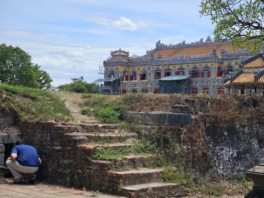 Hue Imperial city walking tour and optional royal tombs - Why the Imperial City makes a good guided walk