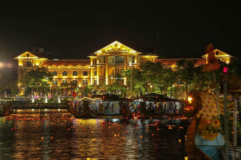 Hue: Perfume River Dinner Cruise with Traditional Show - A gentle start on the Perfume River