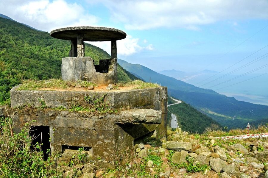 Hue: Private Car to Hoi An via Fabulous Stops - Choosing the Golden Bridge at Ba Na Hills