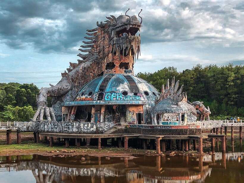 Hue Private Tour with Local Guide – Customize Your Itinerary - Thuy Tien Lake is Hue’s strangest stop