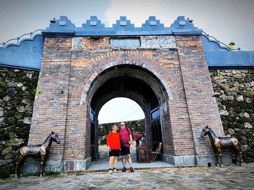 Hue: Private Transfer to/from Hoi An via Sightseeing Stops - Rain, heat, and the best kind of travel day